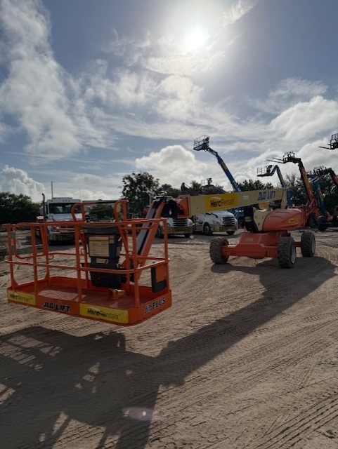 2019 JLG M600JP-4