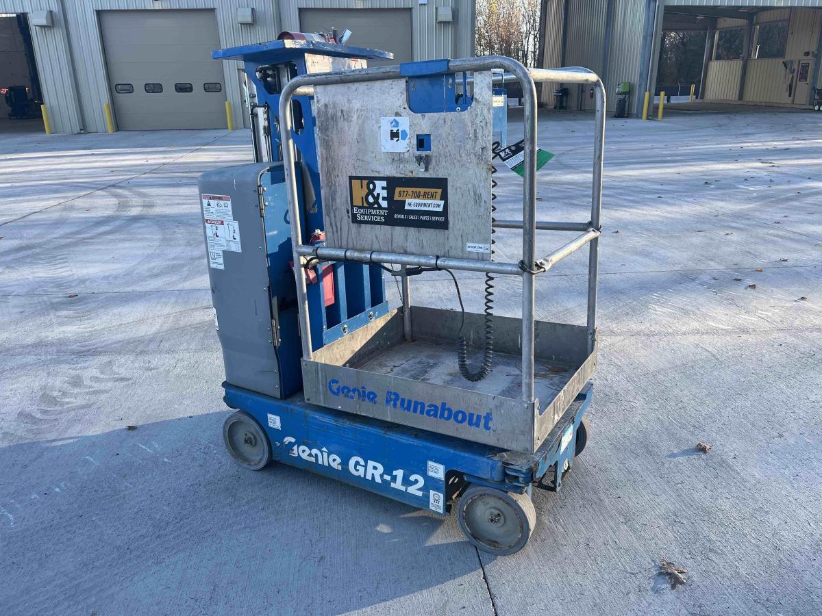 2017 Genie GR-12