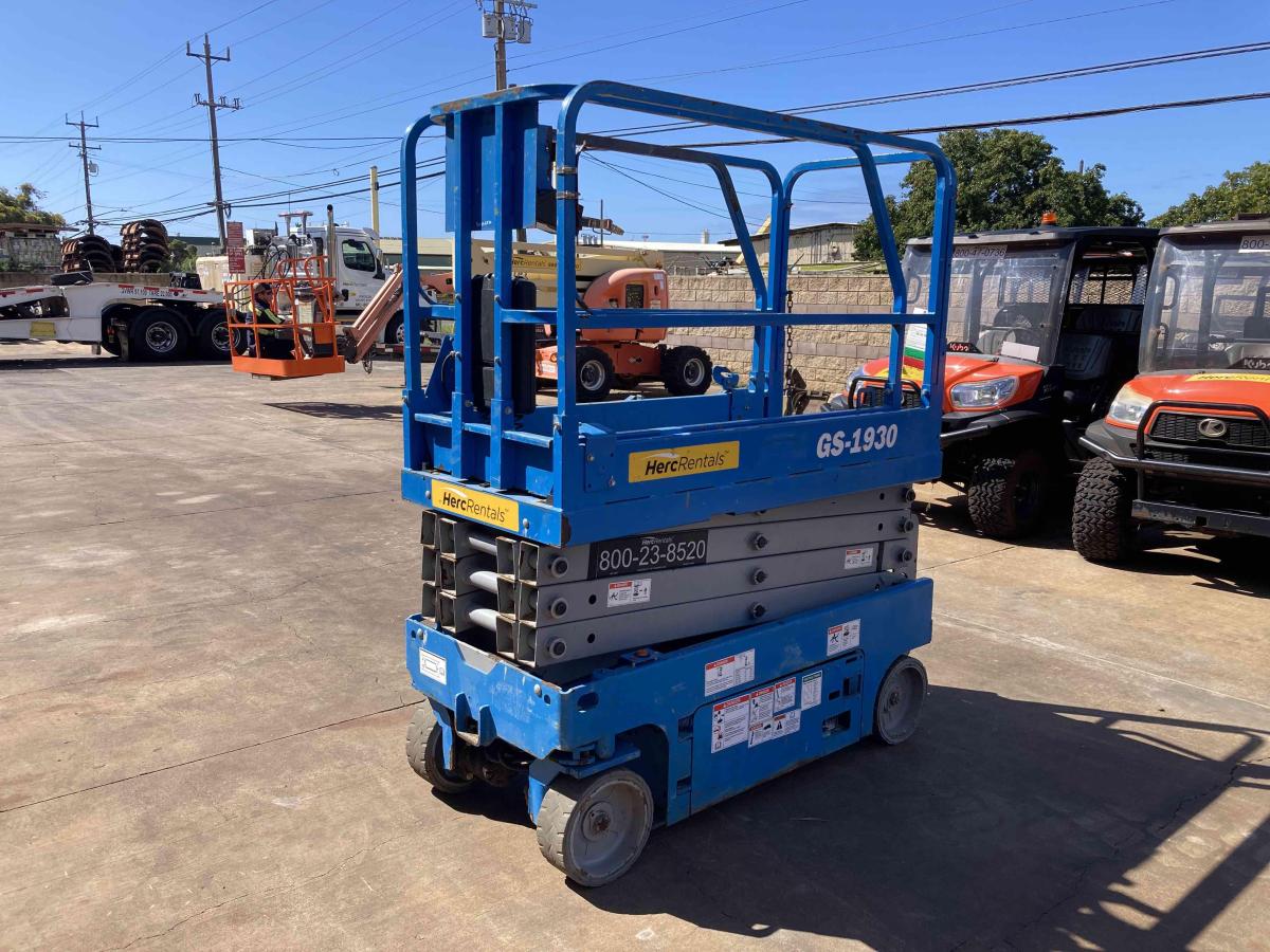 2018 Genie GS-1930