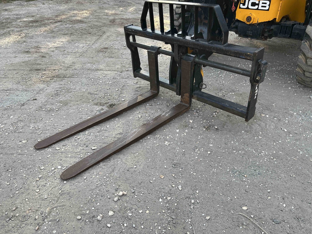 2018 JCB 509-42-7
