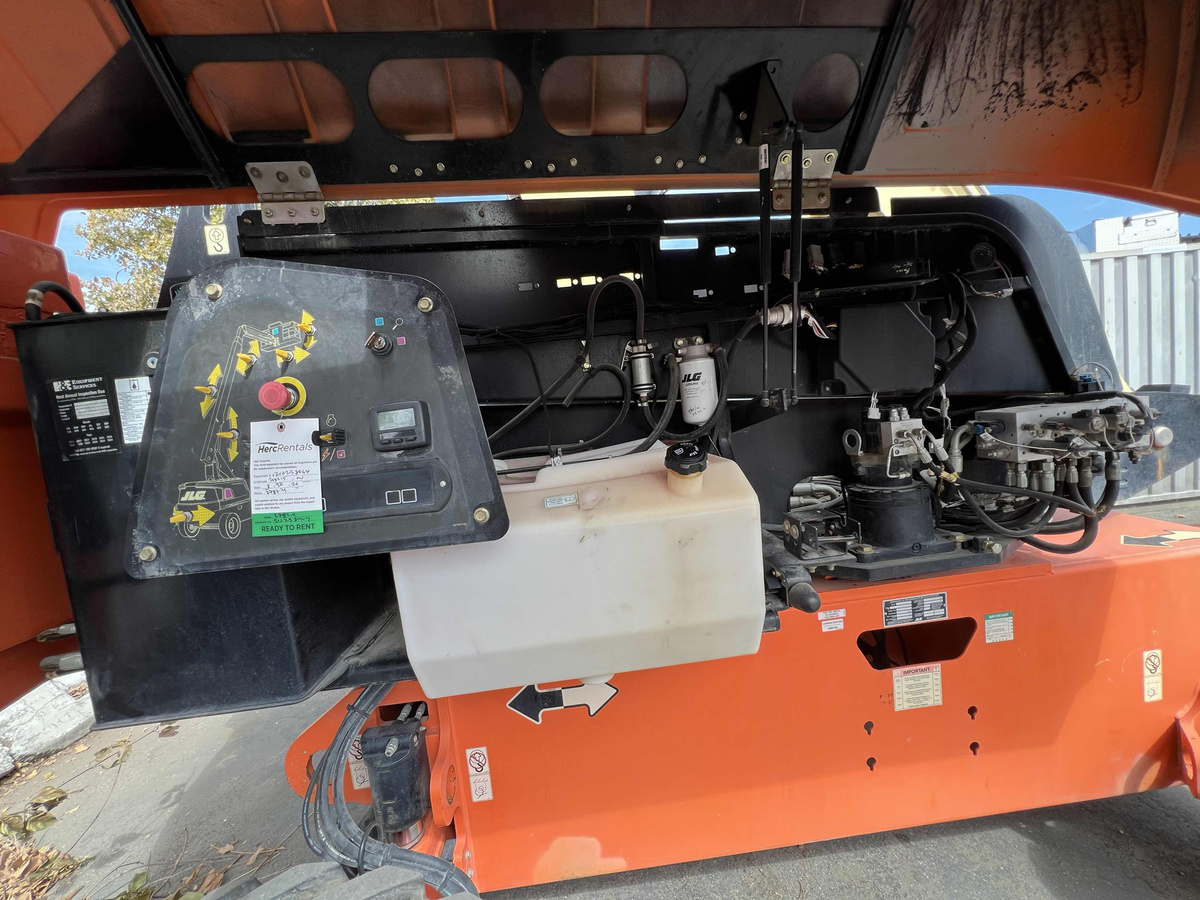 2018 JLG 660SJ-10