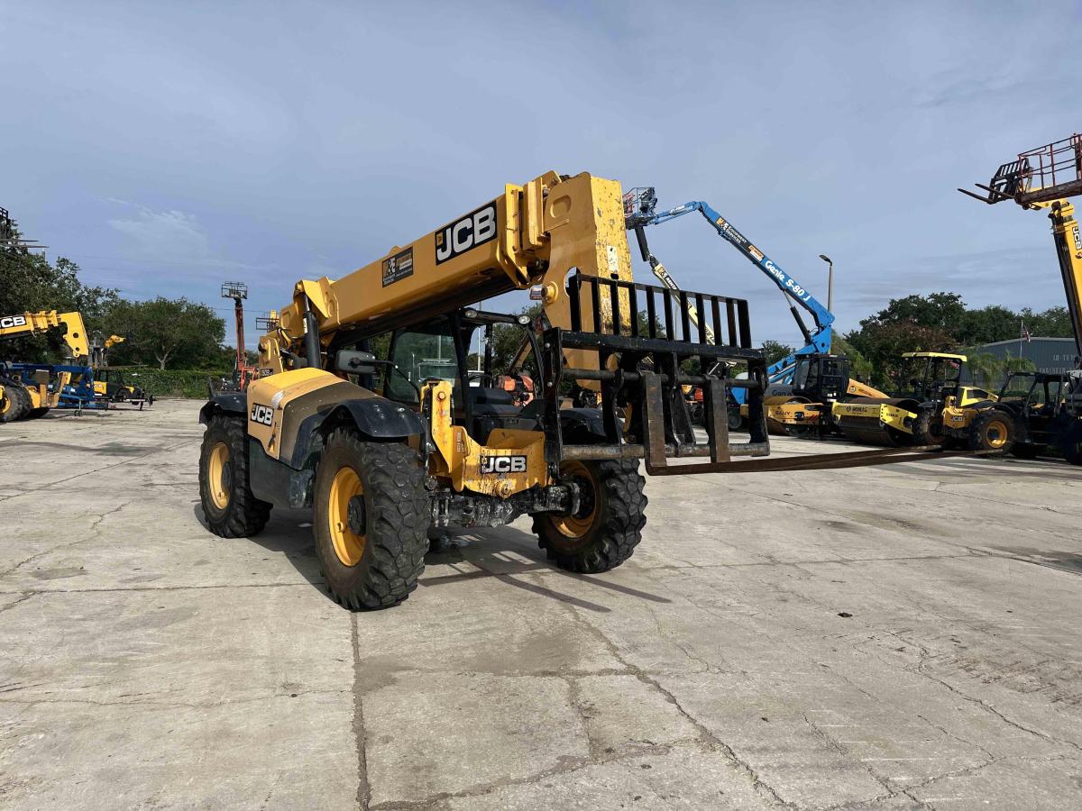 2018 JCB 509-42-4