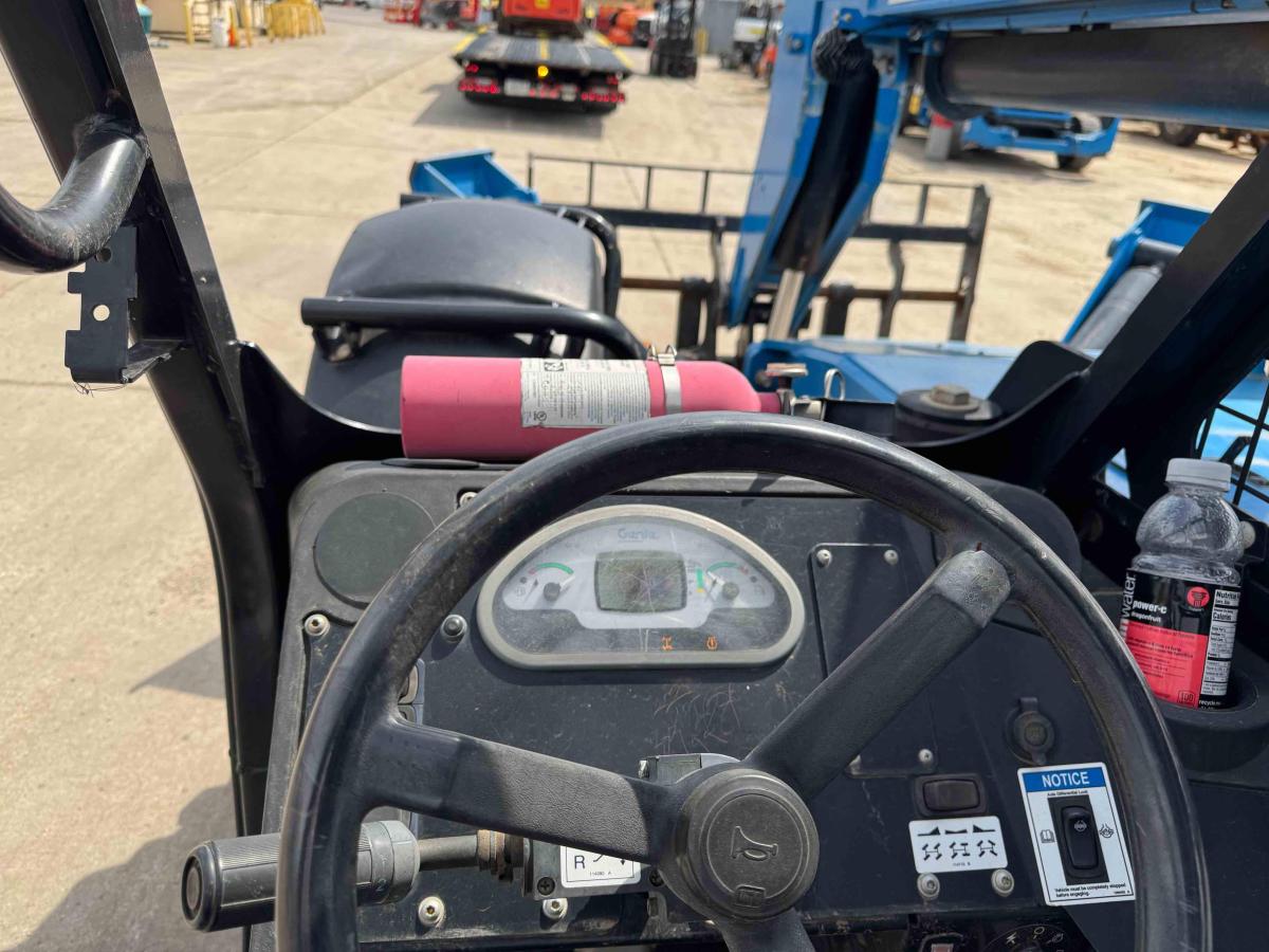 2018 Genie GTH-1056