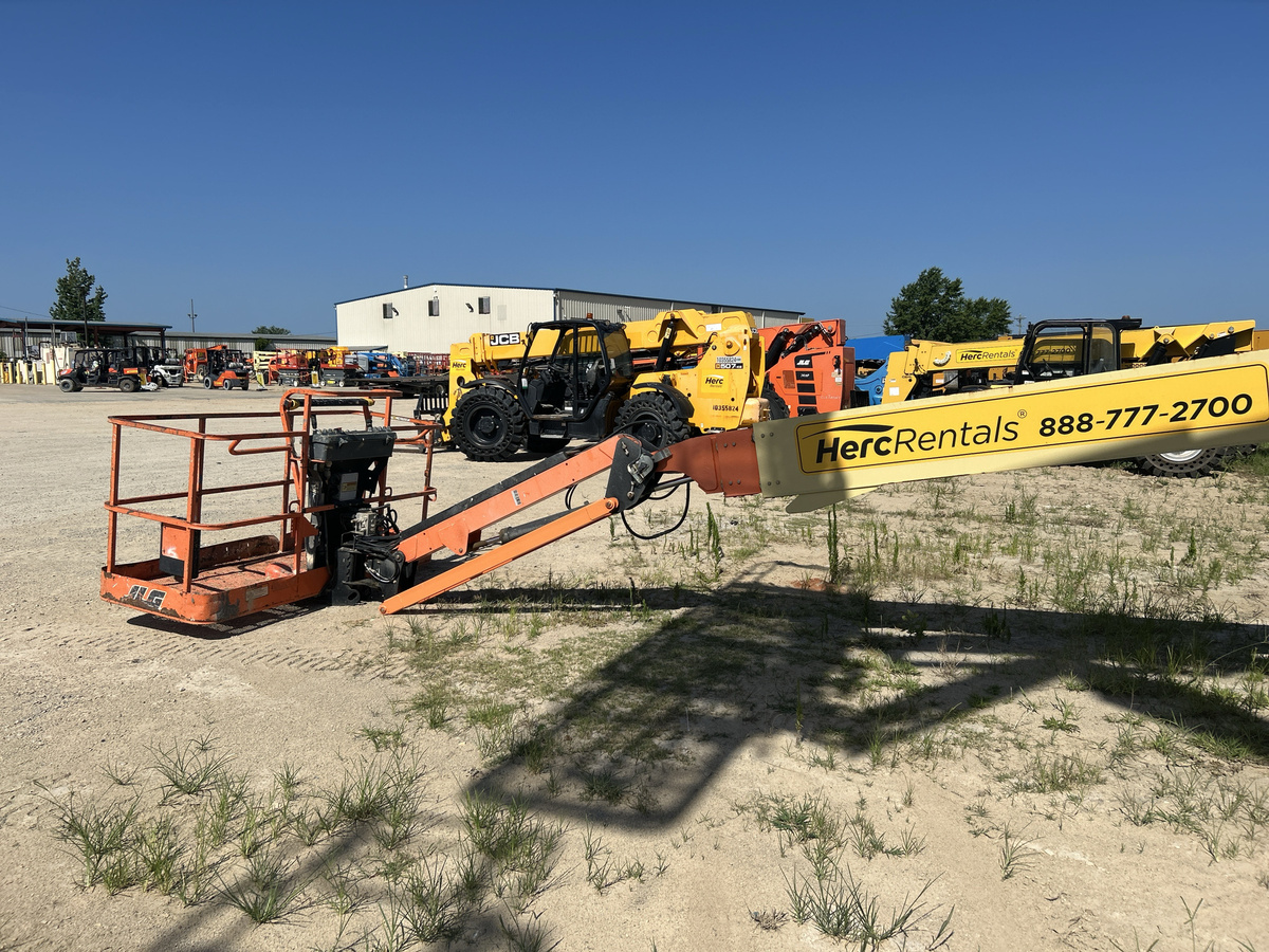 2018 JLG 660SJ-8