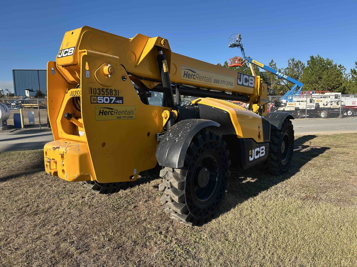 2022 JCB 507-42-4