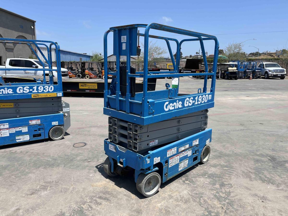 2015 Genie GS-1930