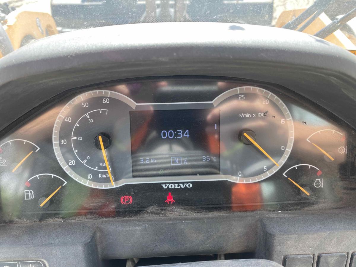2019 Volvo L90H
