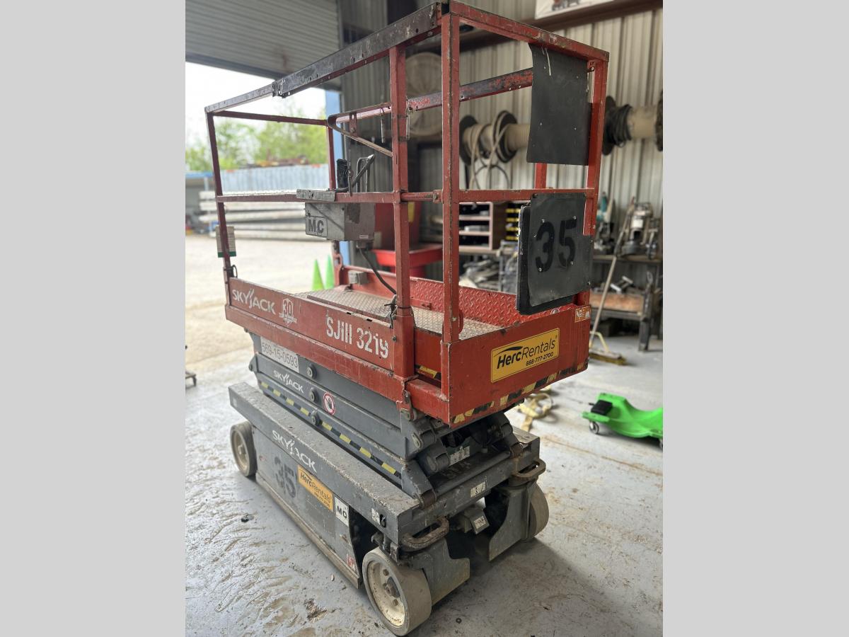 2015 Skyjack SJ3219