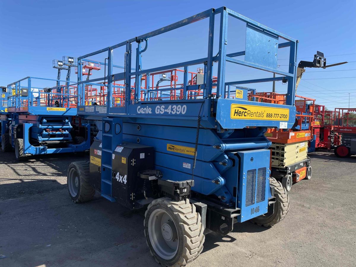 2018 Genie GS-4390 RT