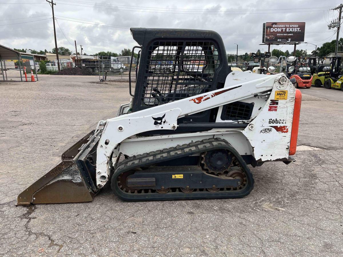2019 Bobcat T450