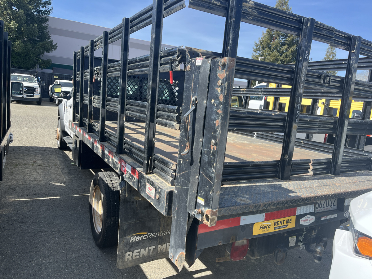 2019 Ford F550-6