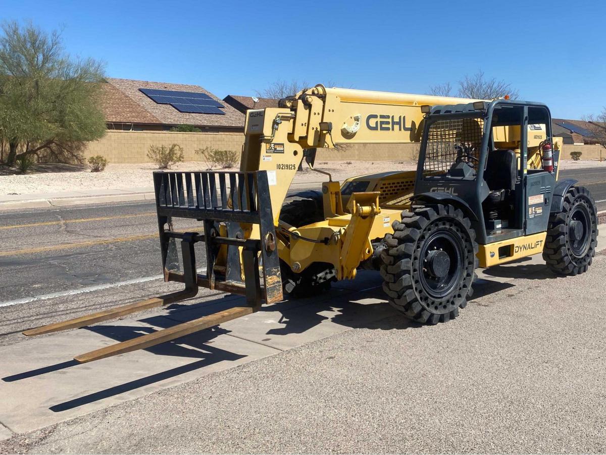 2017 Gehl DL 12-55