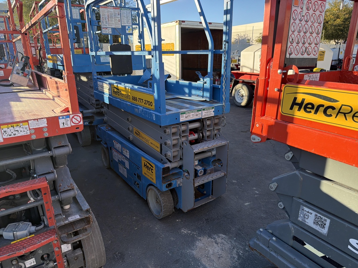 2018 Genie GS-1930-4