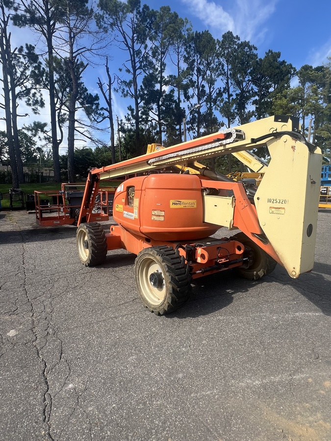 2018 JLG 600AJ
