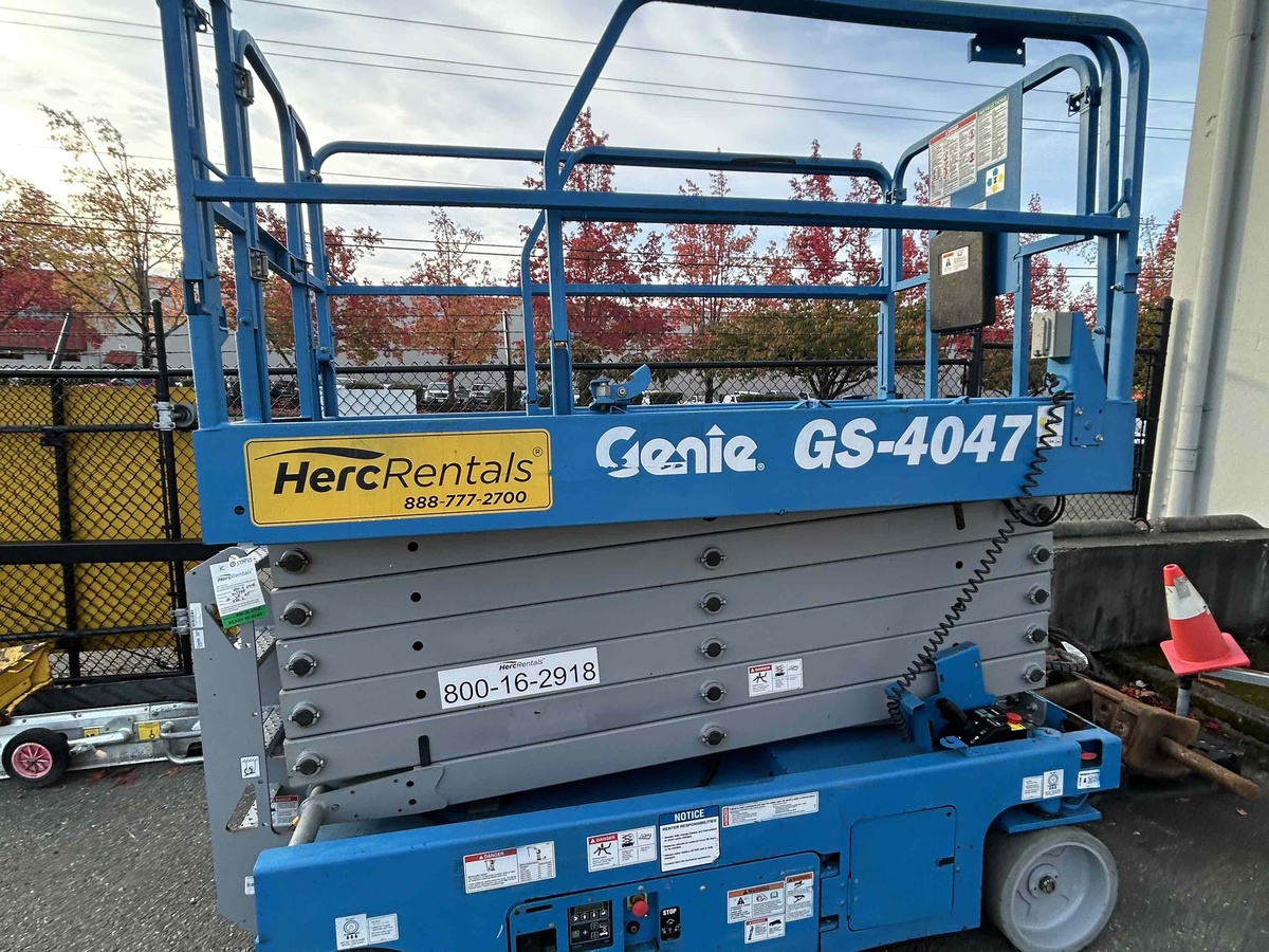 2017 Genie GS-4047-11