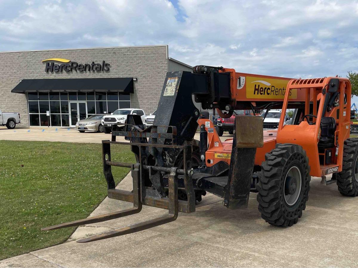 2019 SkyTrak 10042