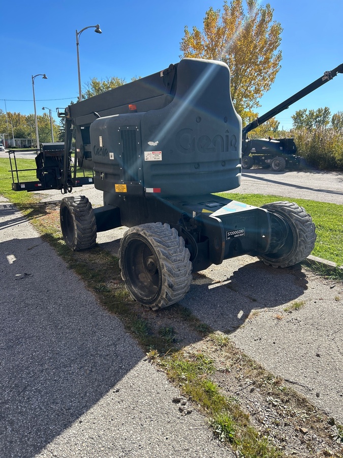 2011 Genie Z-60/34-2