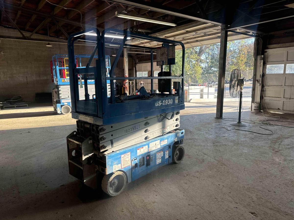 2018 Genie GS-1930