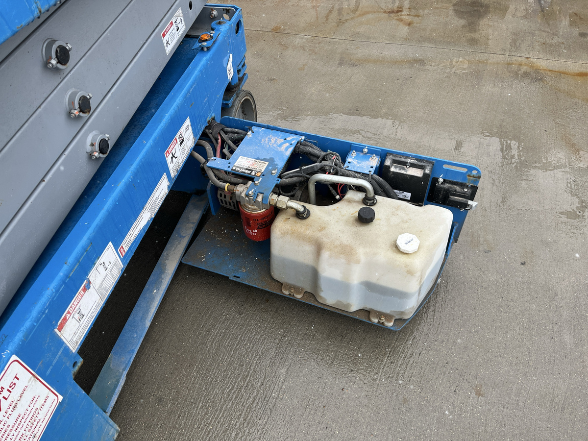 2019 Genie GS-1930-8