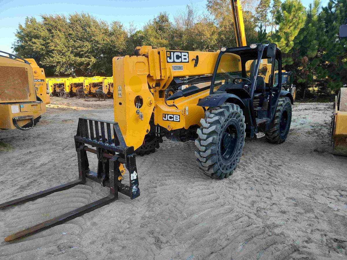 2022 JCB 507-42-1