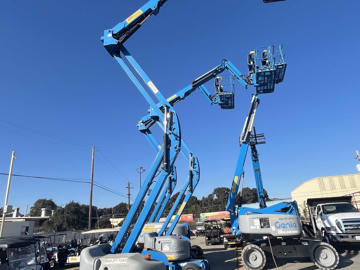2018 Genie Z-45/25J