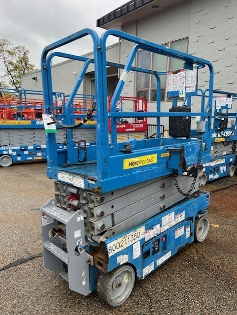 2018 Genie GS-1930