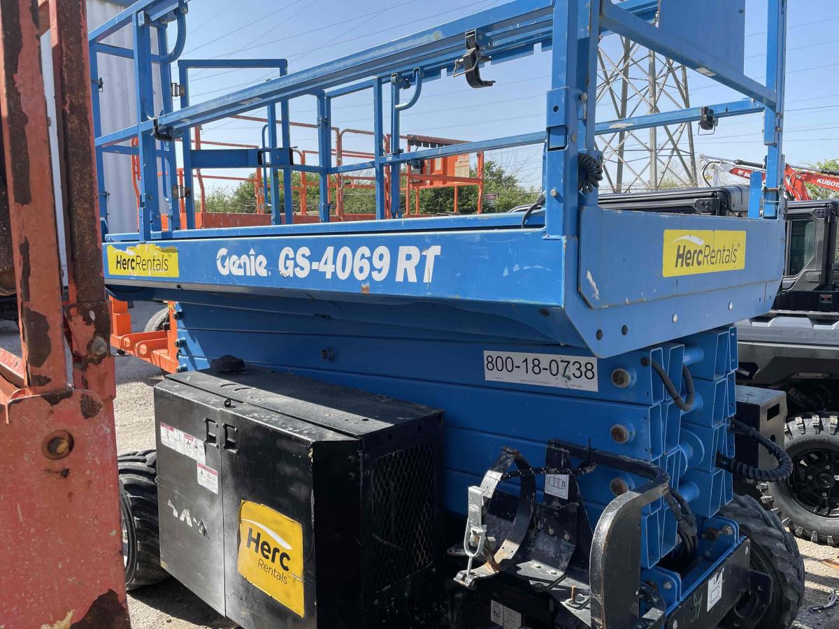 2017 Genie GS-4069 RT