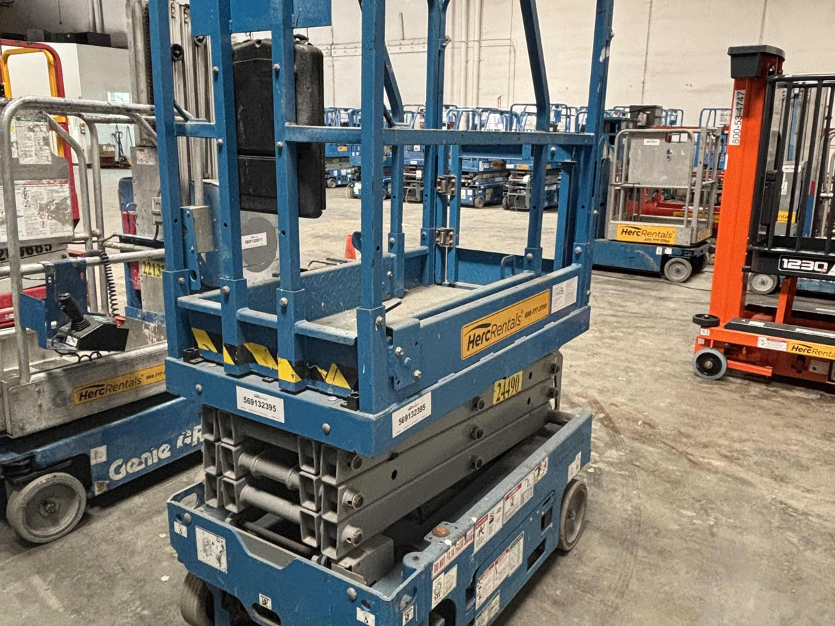 2019 Genie GS1330M-6
