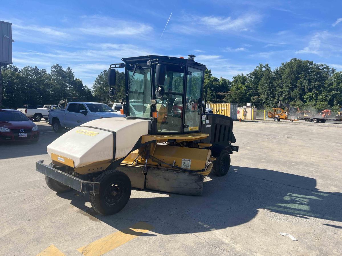 2018 LayMor SweepMaster 450-ST