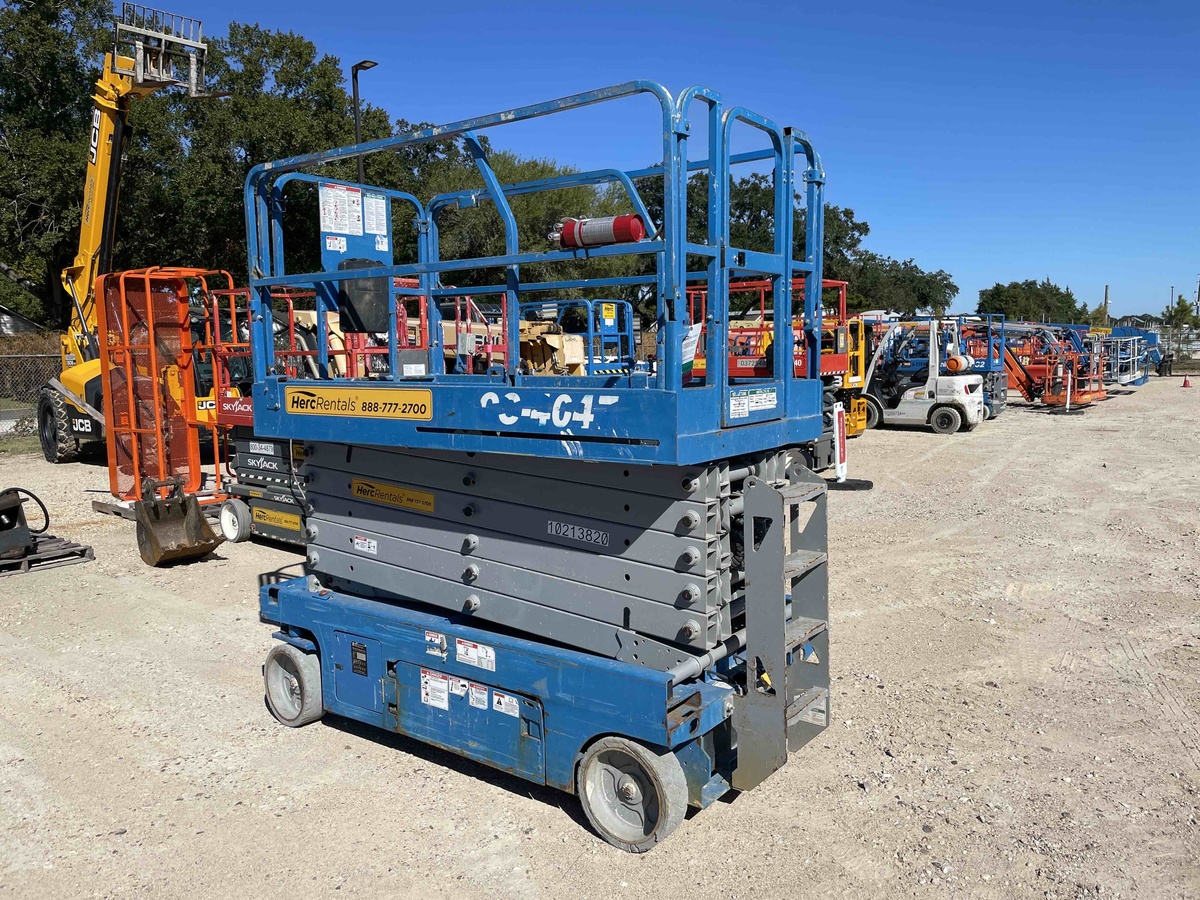 2017 Genie GS-4047-3