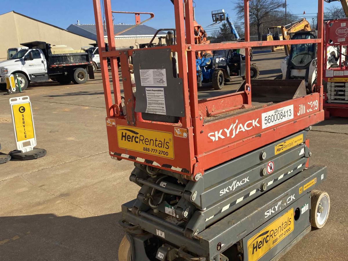 2017 Skyjack SJ3219