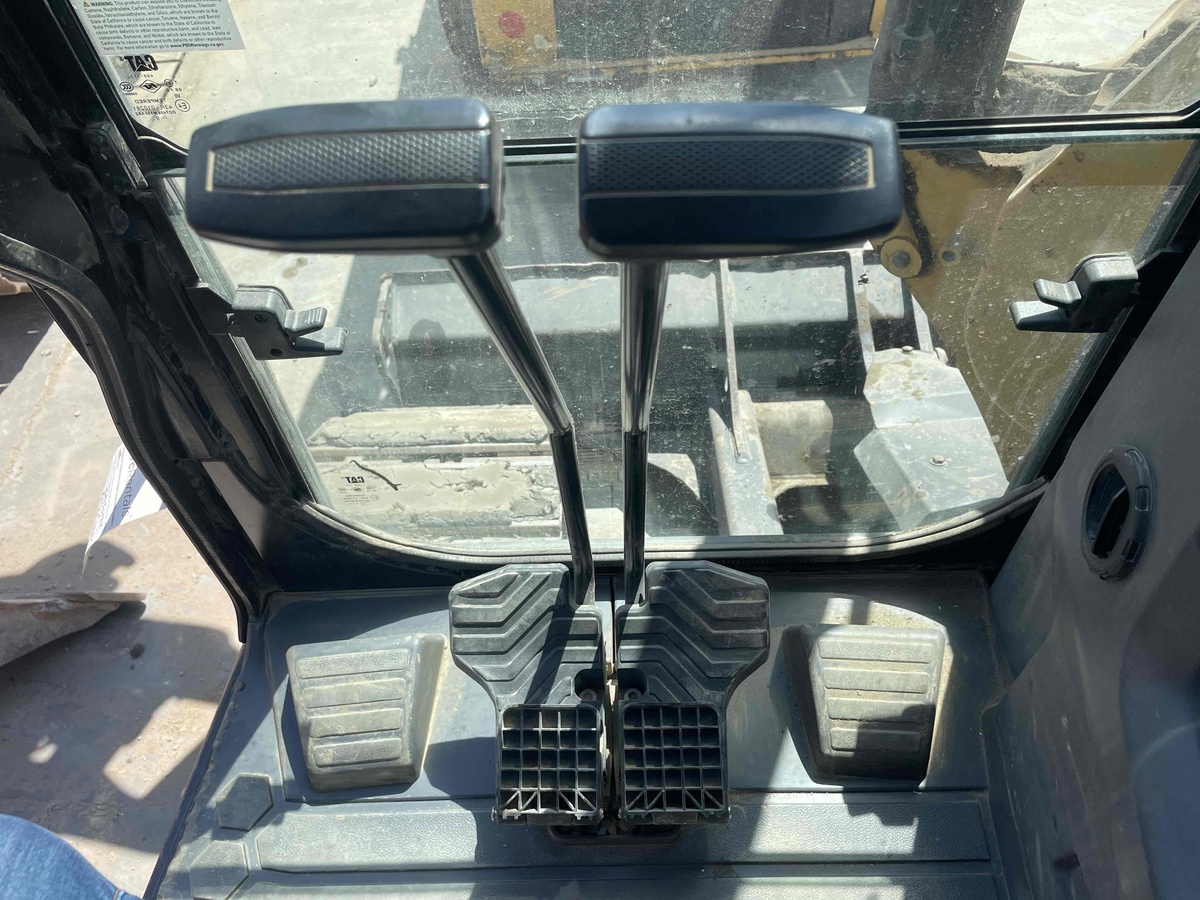 2019 CAT 308 CR-6
