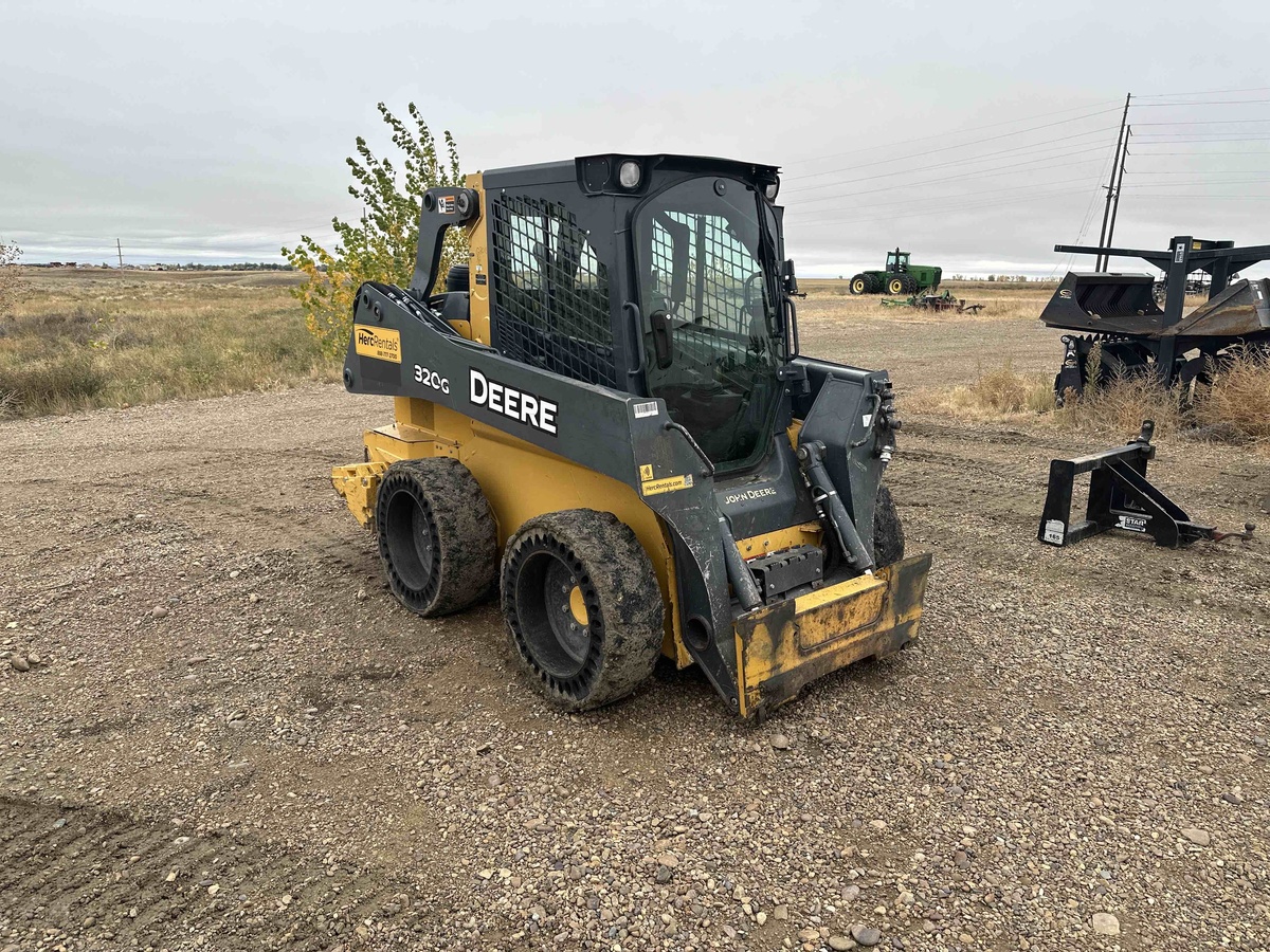 2019 John Deere 320G-2