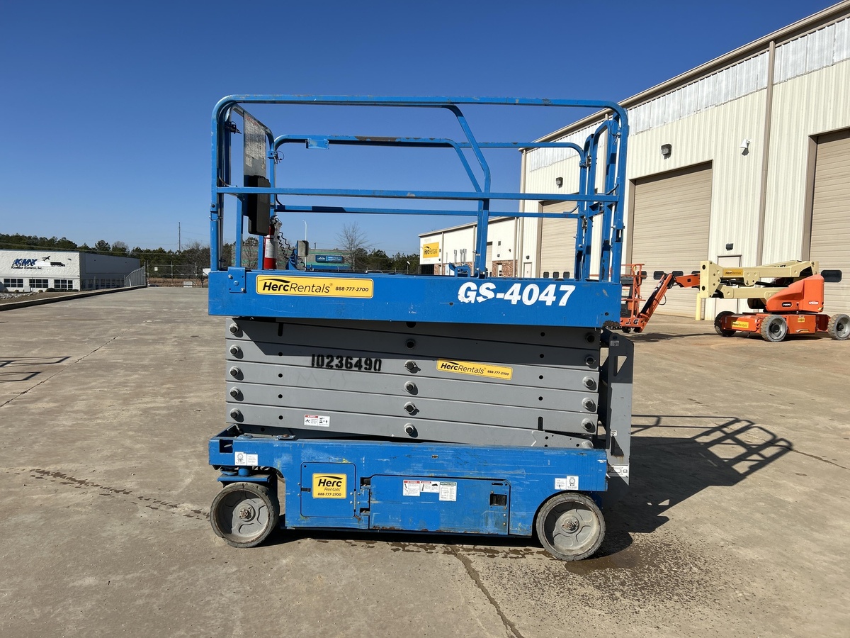 2018 Genie GS-4047-2