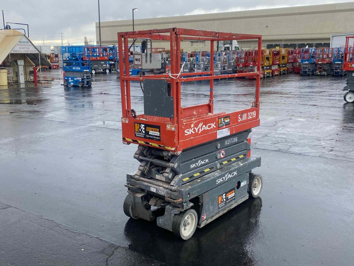 2017 Skyjack SJ3219