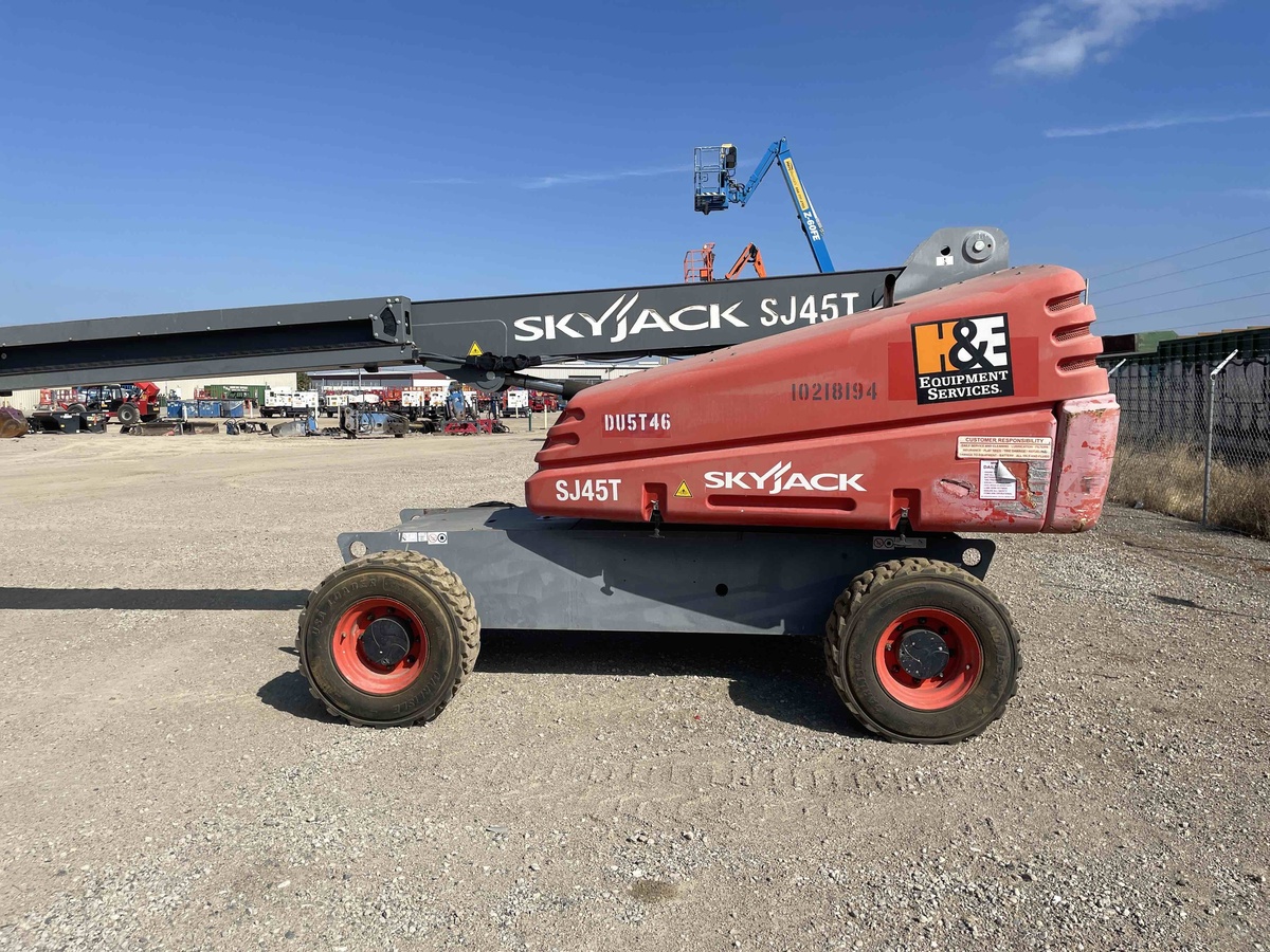 2017 Skyjack SJ45 T