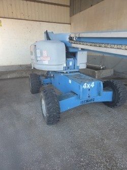 2018 Genie S-45