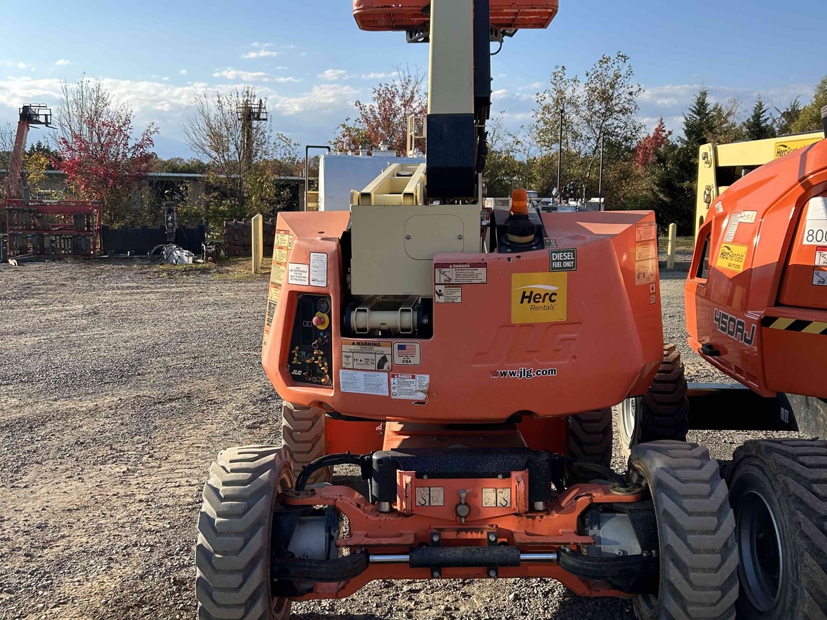 2018 JLG H340AJ-4