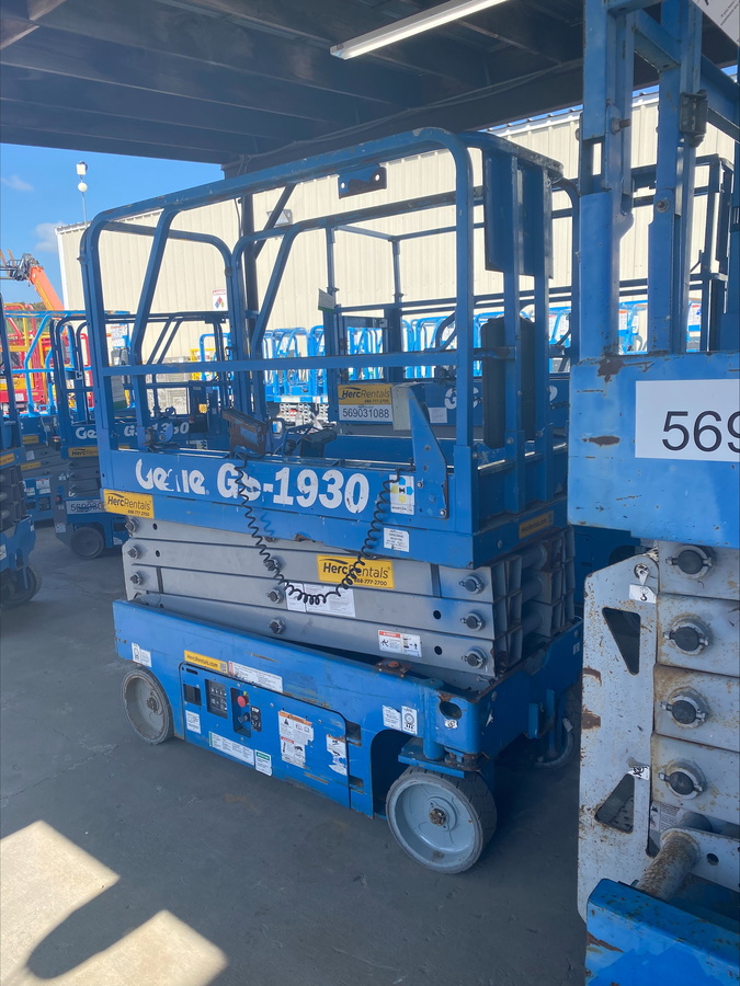 2018 Genie GS-1930-4