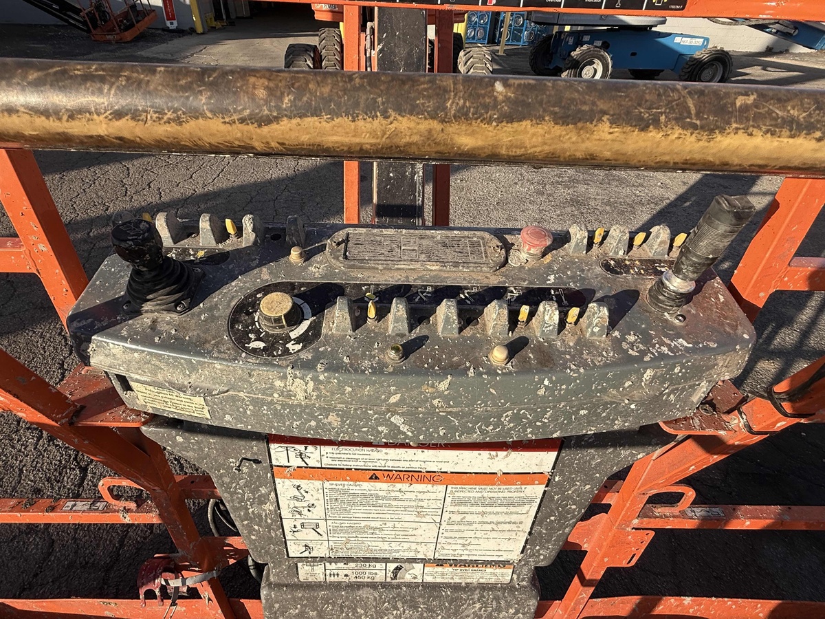 2018 JLG 660SJ-3
