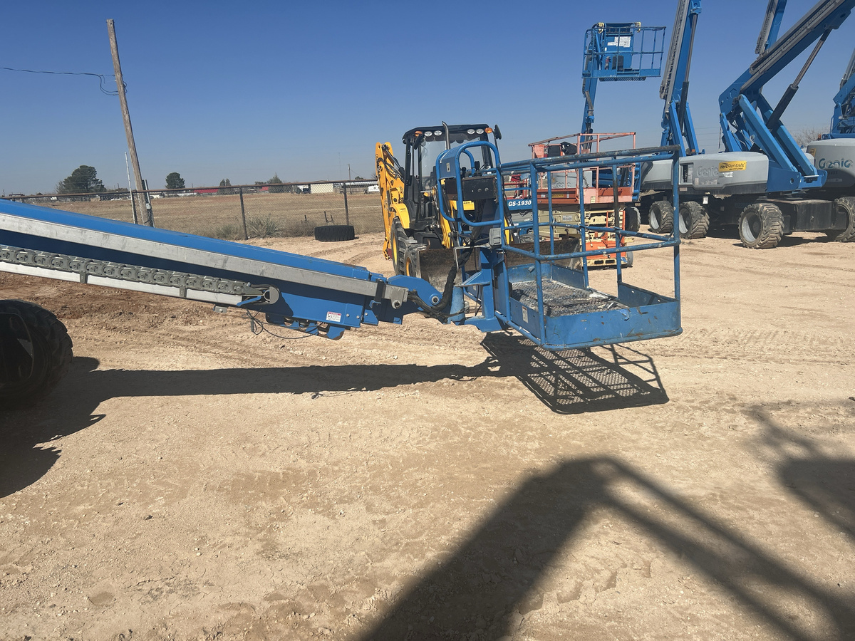 2017 Genie S-60-4