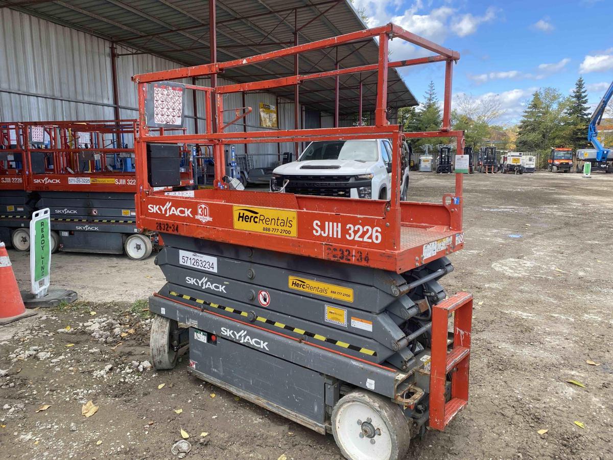 2015 Skyjack SJ3226