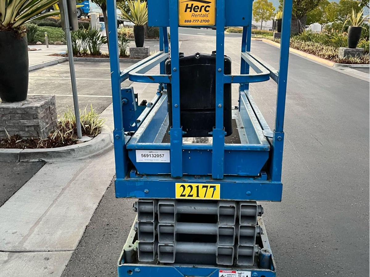 2017 Genie GS-1930