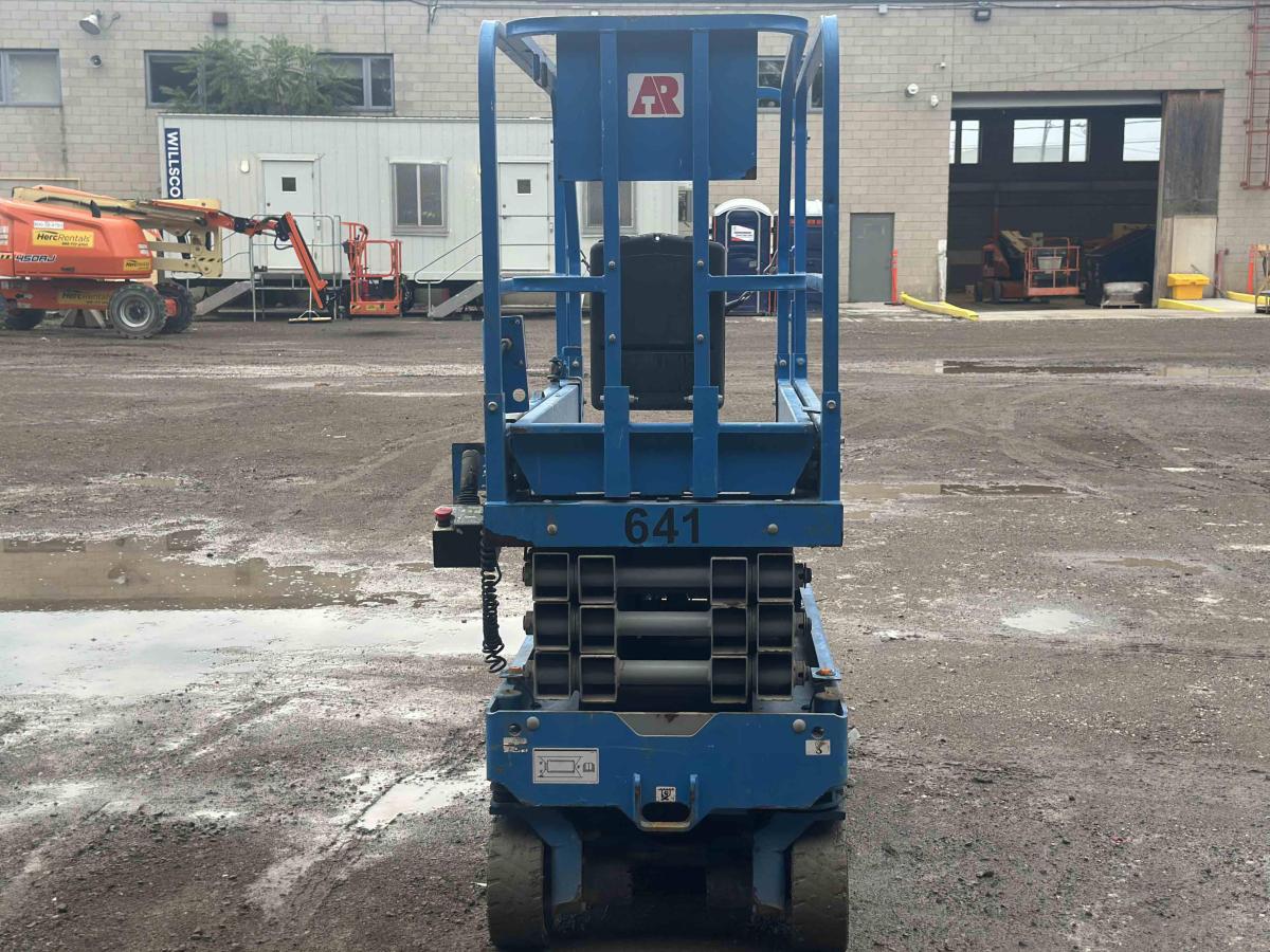 2018 Genie GS-1930-2