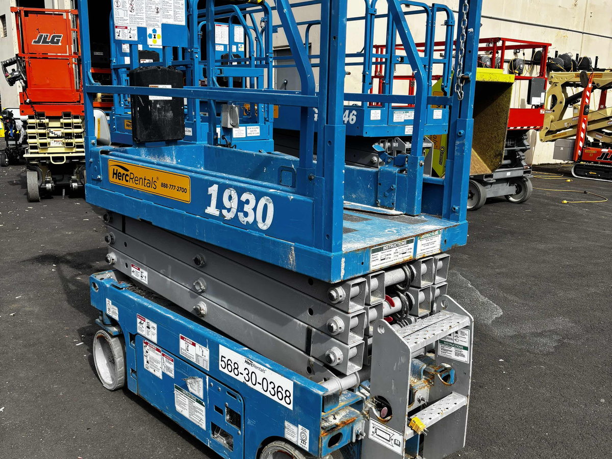 2019 Genie GS-1930