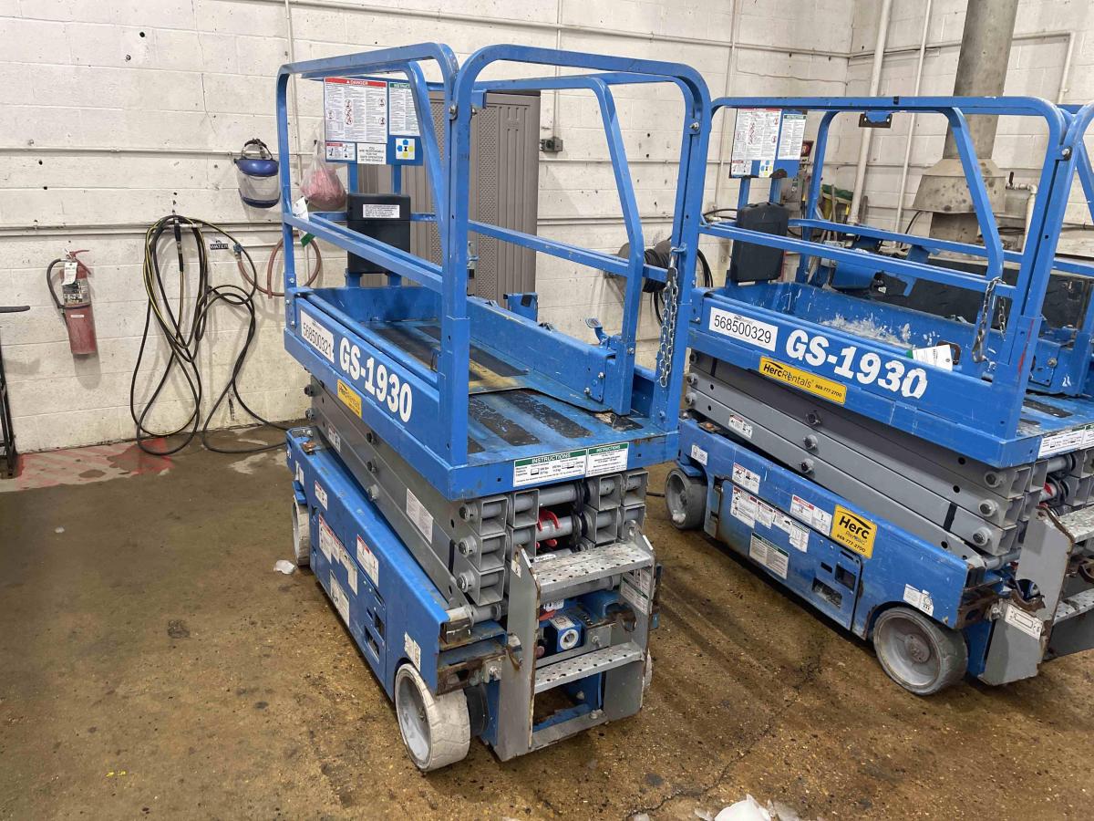 2018 Genie GS-1930