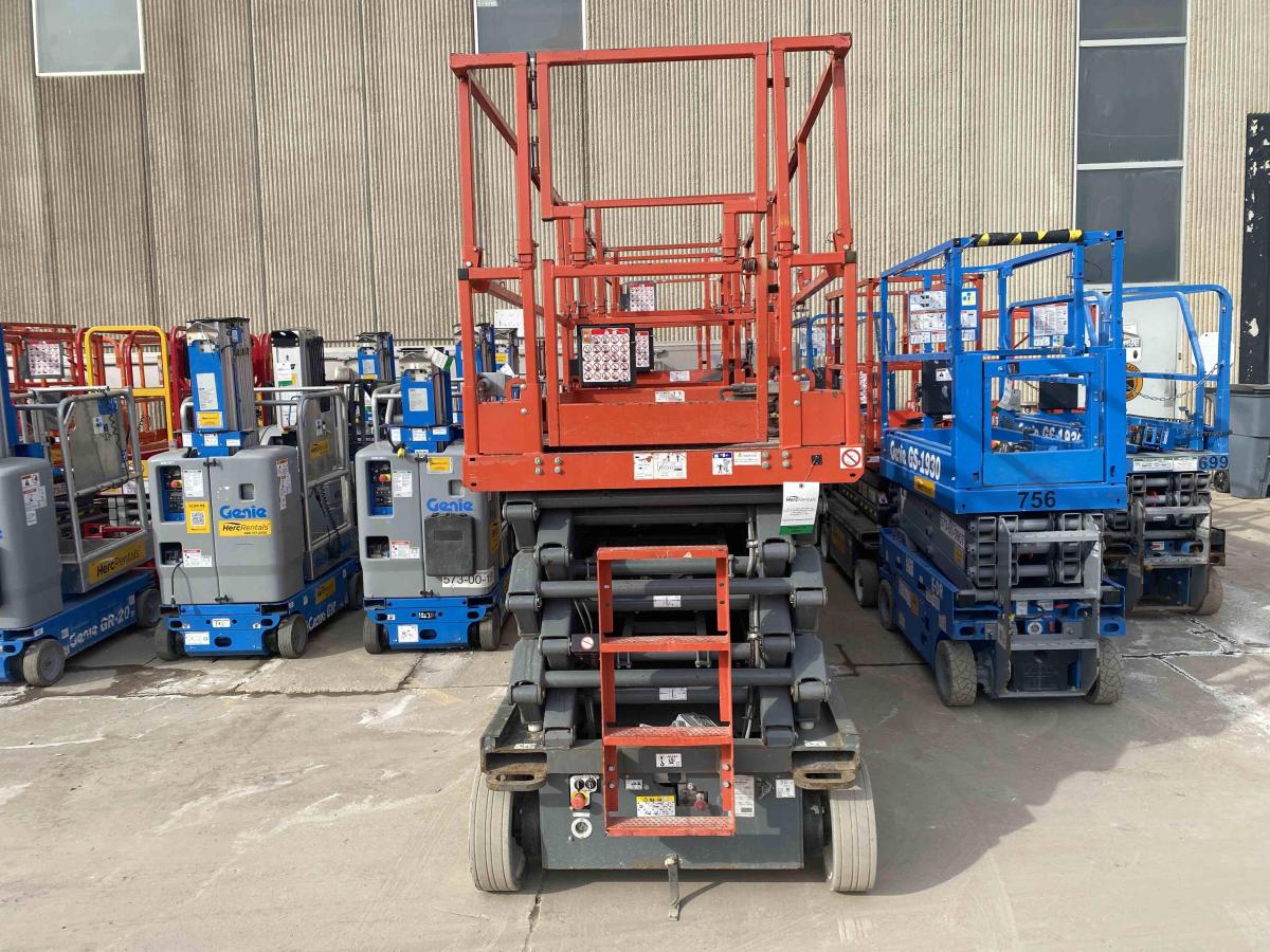 2016 Skyjack SJ4740