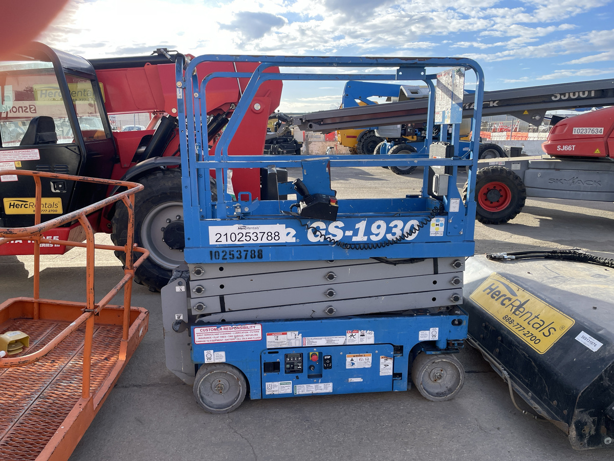2018 Genie GS-1930-4