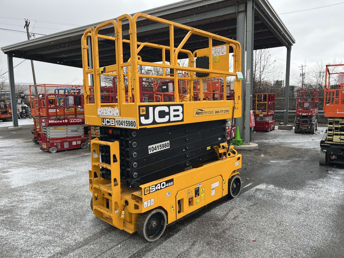 2023 JCB S4046E-4