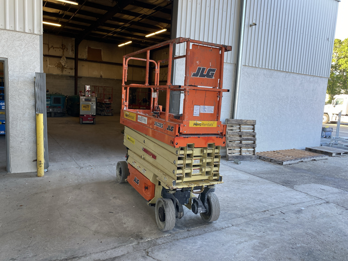 2018 JLG 2632ES-2